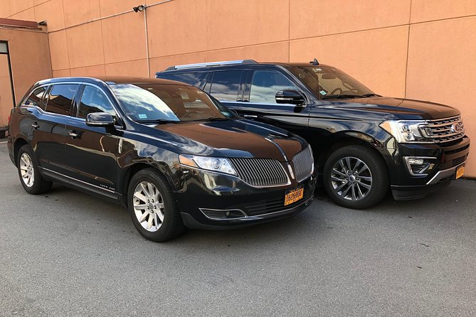 Private Arrival Transfer From John Wayne Orange County Airport SNA - Booking and Pickup Process