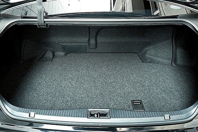 Private Arrival Transfer From Kansai Airport to Osaka City - Booking and Reservation Details