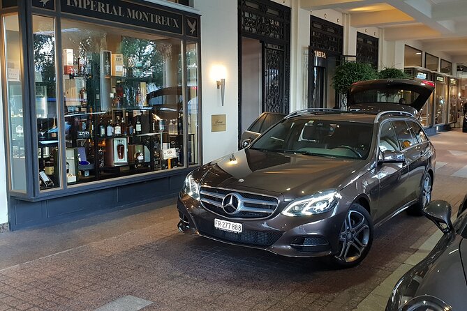 Private Arrival Transfer: From Zurich Airport to Sankt-Moritz - Vehicle Options
