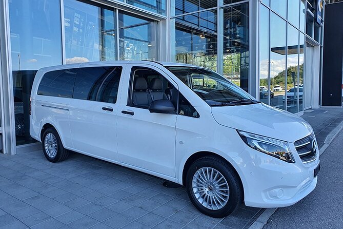 Private Arrival Transfer: From Zurich Airport to Thun - Infant Seat Availability