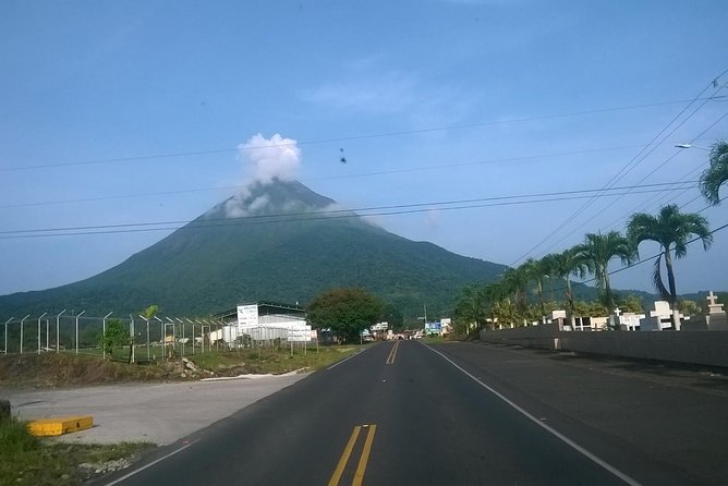 Private Arrival Transfer: San Jose Airport to Arenal Volcano or La Fortuna Town - Confirmation and Cancellation Policy