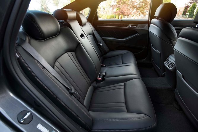 Private Arrival Transfer - YYZ Airport to Toronto Downton Hotel & Accommodations - Pickup Instructions and Details