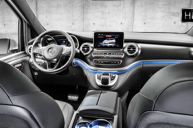 Private Arrival Transfers From Barcelona Airport to Barcelona City Center - Pickup and Drop-off Locations