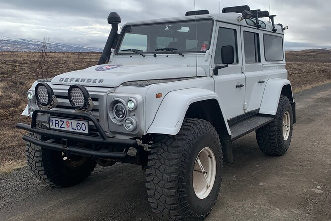 Private Askja Caldera and Viti Crater 4x4 Tour From Lake Myvatn - Discovering the Viti Crater