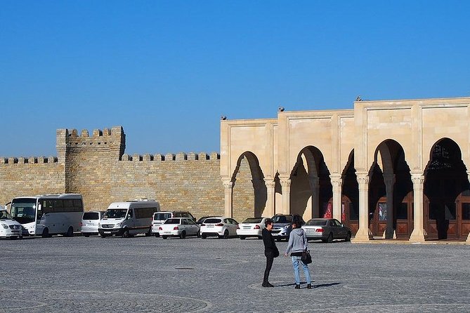 Private Ateshgah & Yanardag Tour - Meeting and Pickup