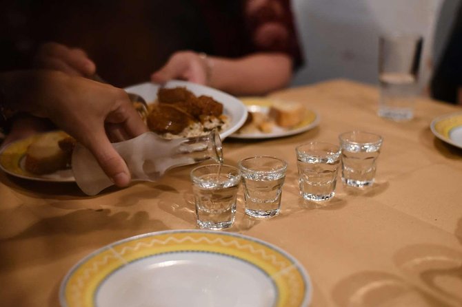 Private Athens By Night Food Tour & Wine Tasting of 5 Varieties - Included in the Tour