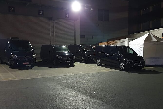 Private Auckland Airport Transfer To/From Auckland Hotels -Suv - Recognized Driver Profiles