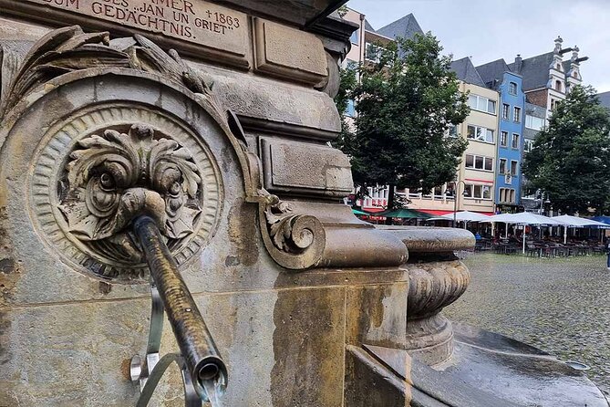 Private Audio Book City Rally Around Cologne Cathedral and the Old Town - Enhancing the Experience