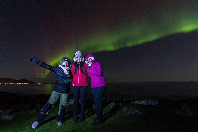 Private Aurora Borealis Adventure - Photographic Guidance and Assistance