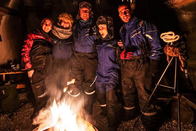 Private Aurora Tour (5 or More) by Aurora Experts - Rovaniemi - Exploring Rovaniemi