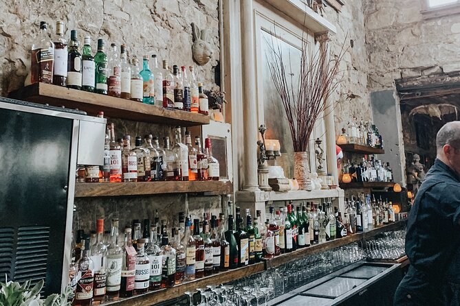 Private Austin Bar Hop With Pre-Dinner Cocktail - Key Points