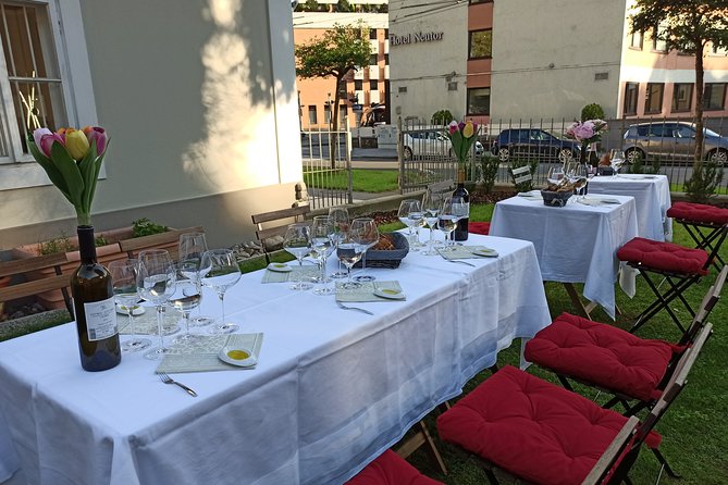Private Austrian Wine Tasting With a Pro-Sommelière - Positive Guest Reviews