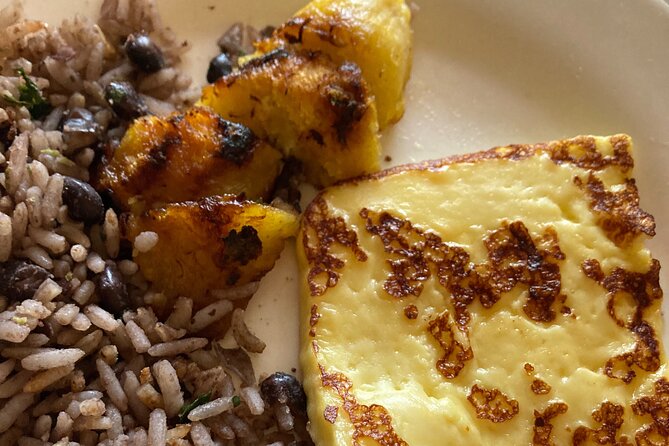 Private Authentic Food Tour in San José - Coffee and Refreshments