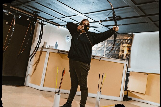 Private Axe Throwing for 1 Hour - Highlights of the Experience