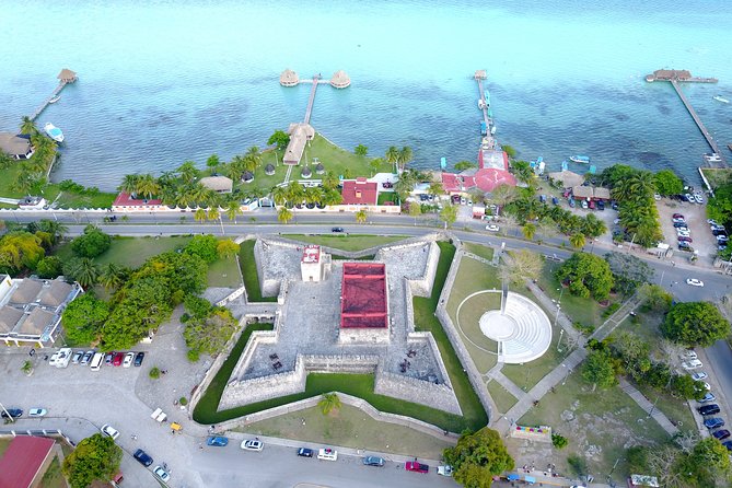 Private - Bacalar Sailing Across the Mesmerizing Waters - Relaxation and Water Activities