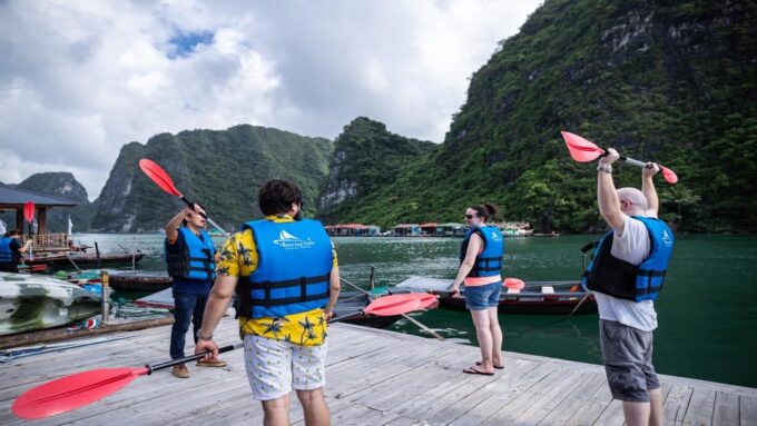 Private Bai Tu Long Day Cruise With Kayak - Frequently Asked Questions