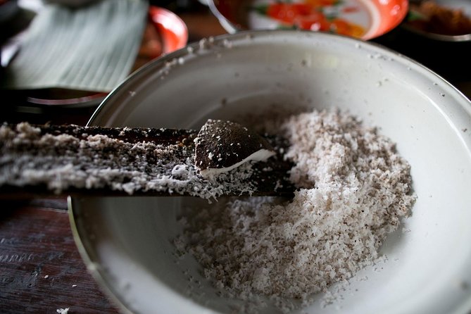 Private Balinese Cooking Class and Garden Tour in Ubud With Dewa - Confirmation and Accessibility