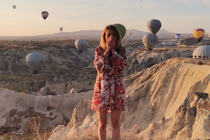 Private Balloon Sunrise Photography Tour in Göreme Love Valley - Photography Experience