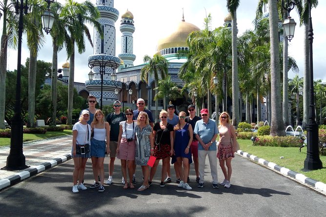 Private Bandar Highlight & Water Village Tour - Jame Asr Hassanil Bolkiah Mosque