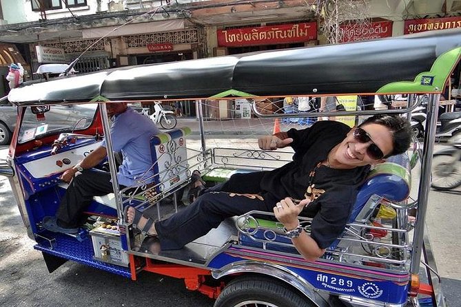 Private Bangkok Night Tour by Tuk Tuk With Dinner - Street Eats and Dinner