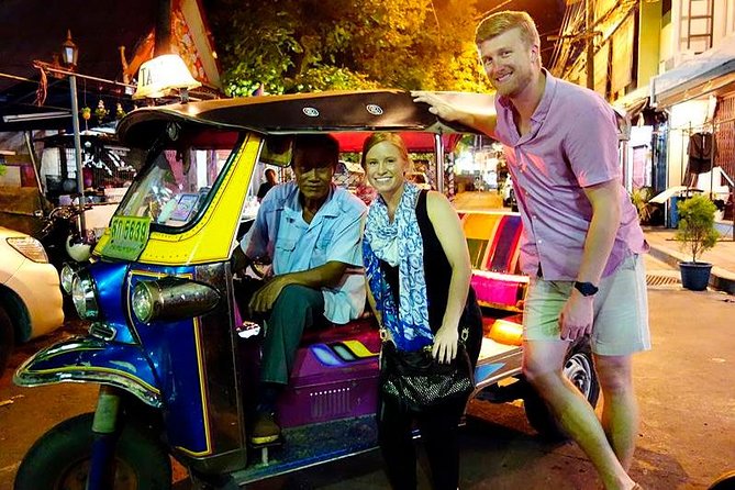Private - Bangkok TUKTUK Tour by Night Incl. Snack and Cold Drink - Experience Illuminated City Sights