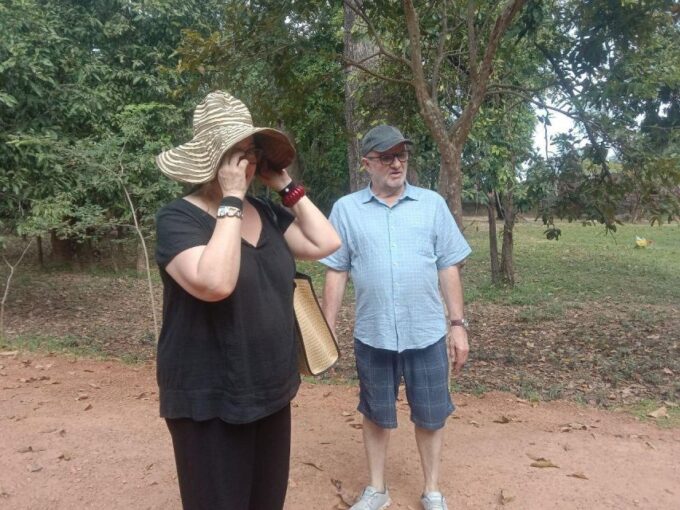 Private Banteay Srei and 4 Guided Tour - Ta Som Temple