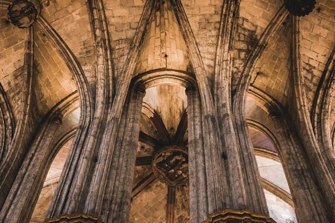 Private Barcelona Walking Tour & Wine Tasting + Tapas Dinner - Dessert