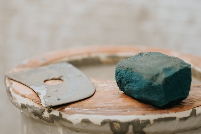 Private Basic Course in Apulian Ceramics in a Farmhouse - Booking Information