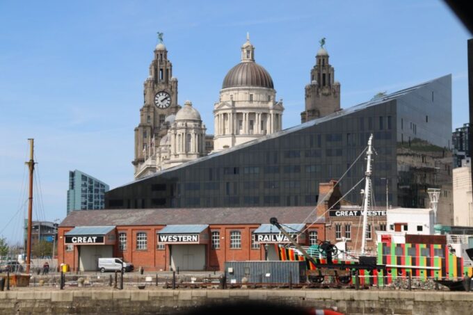 Private Beatles Walking Tour With Cavern Club & 137M Tower - Panoramic City Views