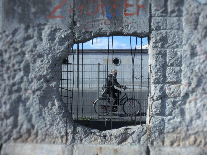 Private Behind the Berlin Wall and Cold War Berlin Tour - Booking Information