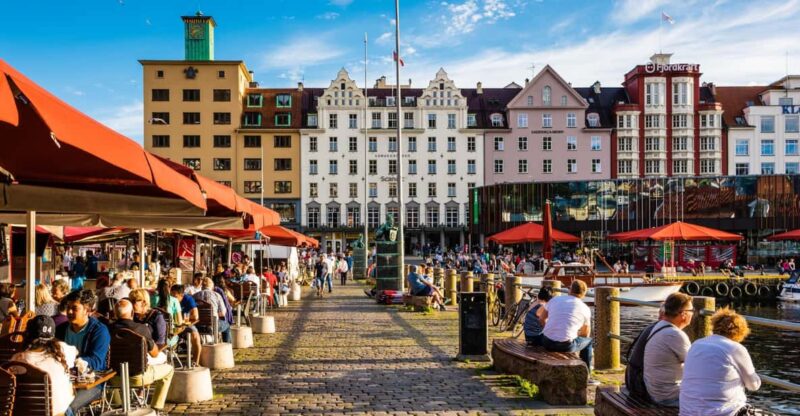Private Bergen Walking Tour - Experience Highlights