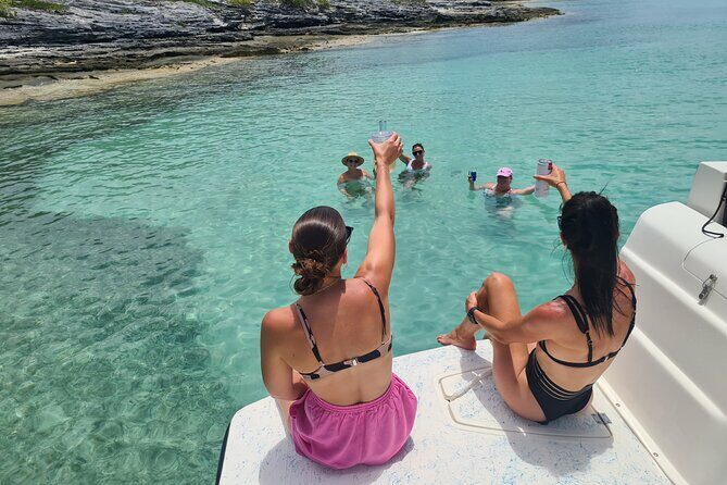 Private Bermuda Boat Charter Cliff Jumping, Islands & Sightseeing - Key Points
