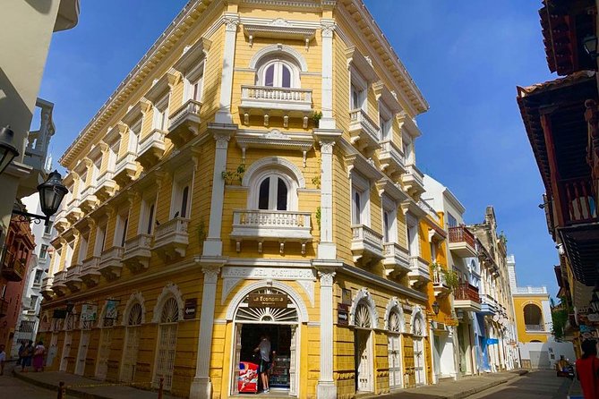 Private Biking Experience - Bike Through Cartagenas Neighborhoods