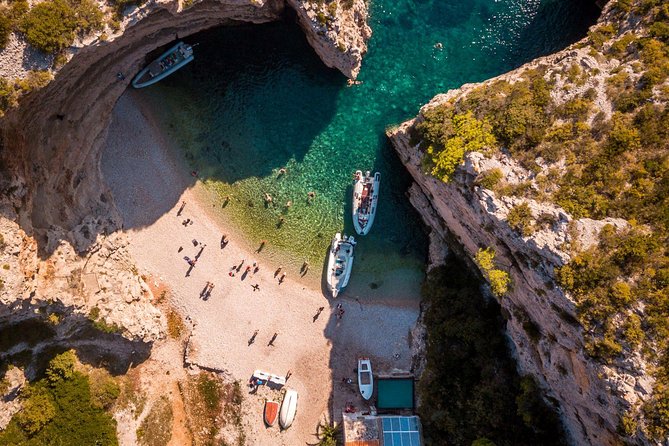 Private Blue Cave and Hvar - 5 Islands Tour - Itinerary