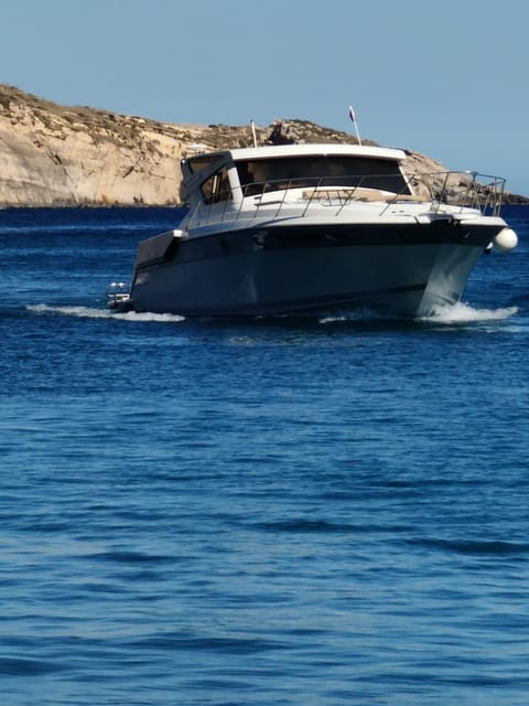 Private Boat Charter Around Gozo, Comino & Blue Lagoon - Boat Specifications