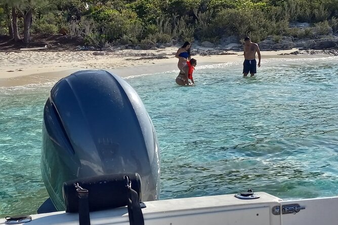 Private Boat Charter With Captain in Nassau and Rose Island - Cancellation and Reviews