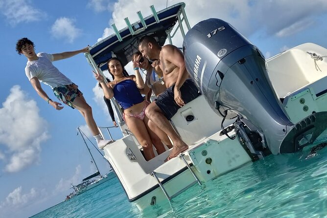 Private Boat Charter With Captain in Nassau and Rose Island - Private Boat Charter