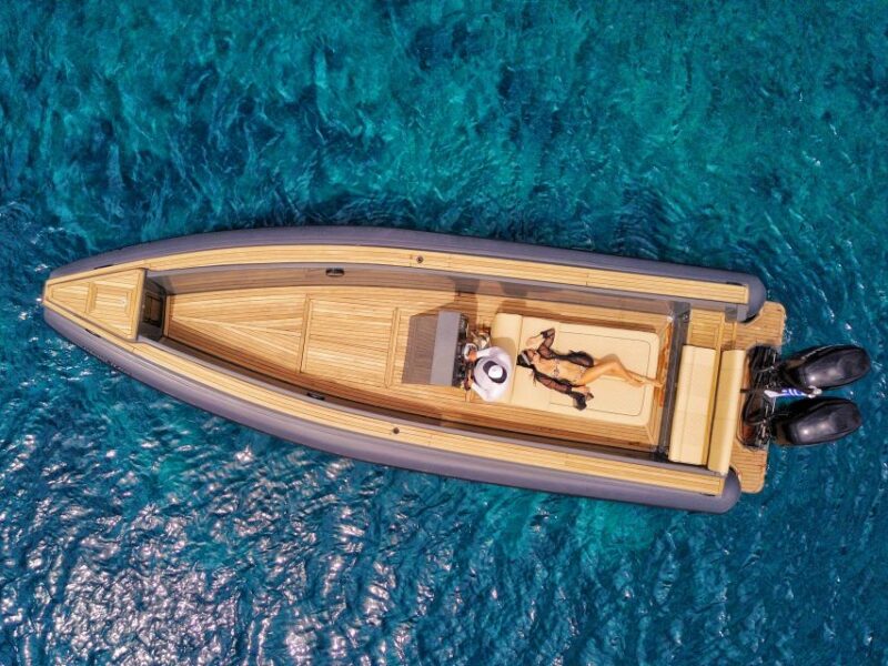 Private Boat Cruise to Delos and Rhenia Island - Discover Picturesque Beaches of Rhenia