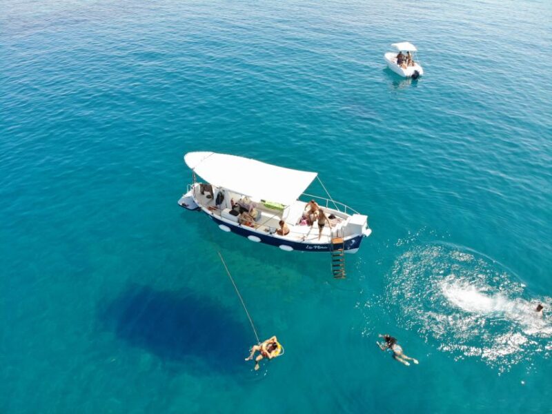 Private Boat Excursion Along the Coast of Cefalù - Languages and Guides