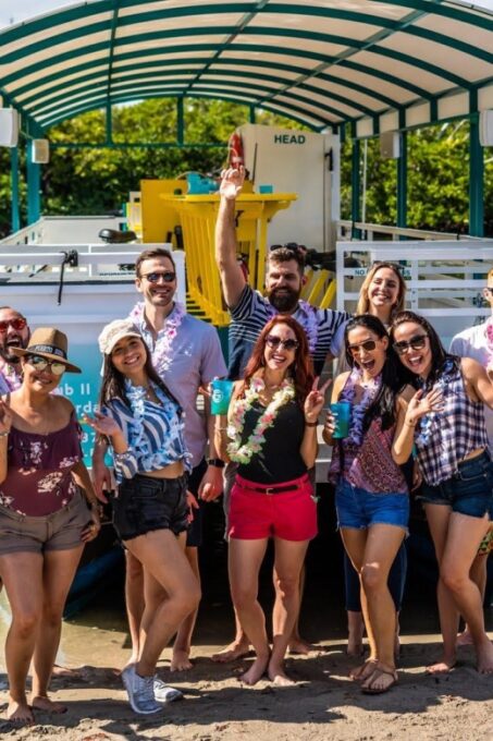 Private Boat for 20: Island Hopping, Dolphins, + Swimming - Group Size and Capacity