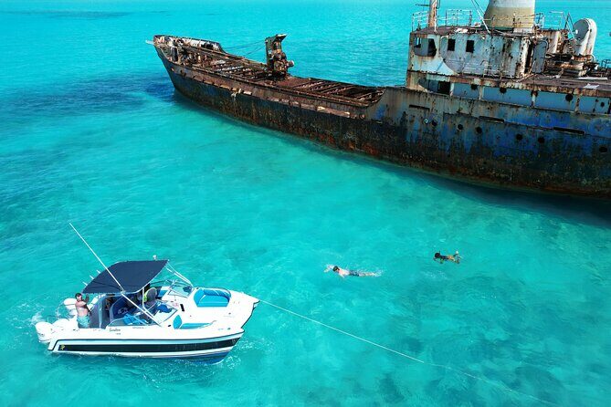 Private Boat Island Hopping & Snorkeling in Turks & Caicos 4Hrs - Key Points