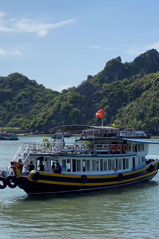 Private Boat : Lan Ha Bay - Kayaking,Caves,Swimming Full Day - Key Points