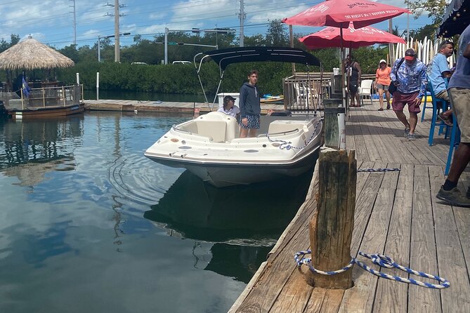 Private Boat Rental in Miami - Day Cruise - Meeting and Pickup Information