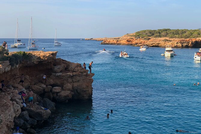 Private Boat Rental Sea Ray 8 Hours Ibiza-Formentera - Boat Description