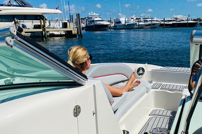 Private Boat Ride in Miami With Experienced Captain and Champagne - Positive Customer Reviews