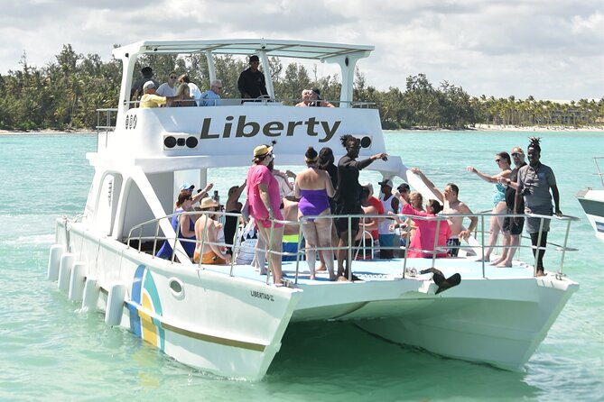 Private Boat Snorkeling and Swim With Shark and Stingray - Whats Included in Your Tour