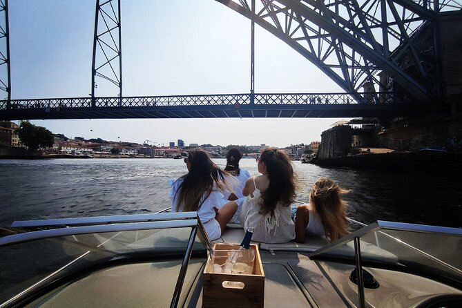 Private Boat Tour 1h30m With Sunset Option, Group Price up to 6px - Experience Highlights