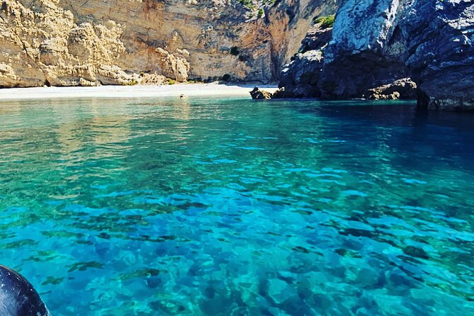 Private Boat Tour Along the Coast of Sesimbra - Tour Overview