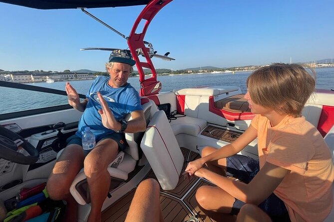 Private Boat Tour: an Amazing Super Air Nautique in Saint Tropez - Boat Specifications and Features