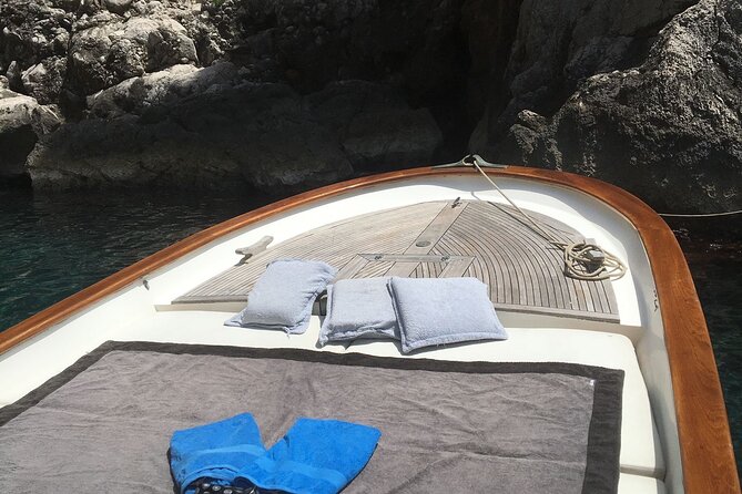 Private Boat Tour Around Capri With Classy Gozzo - What to Expect